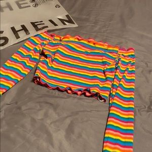 Multicolored Long sleeve crop top .